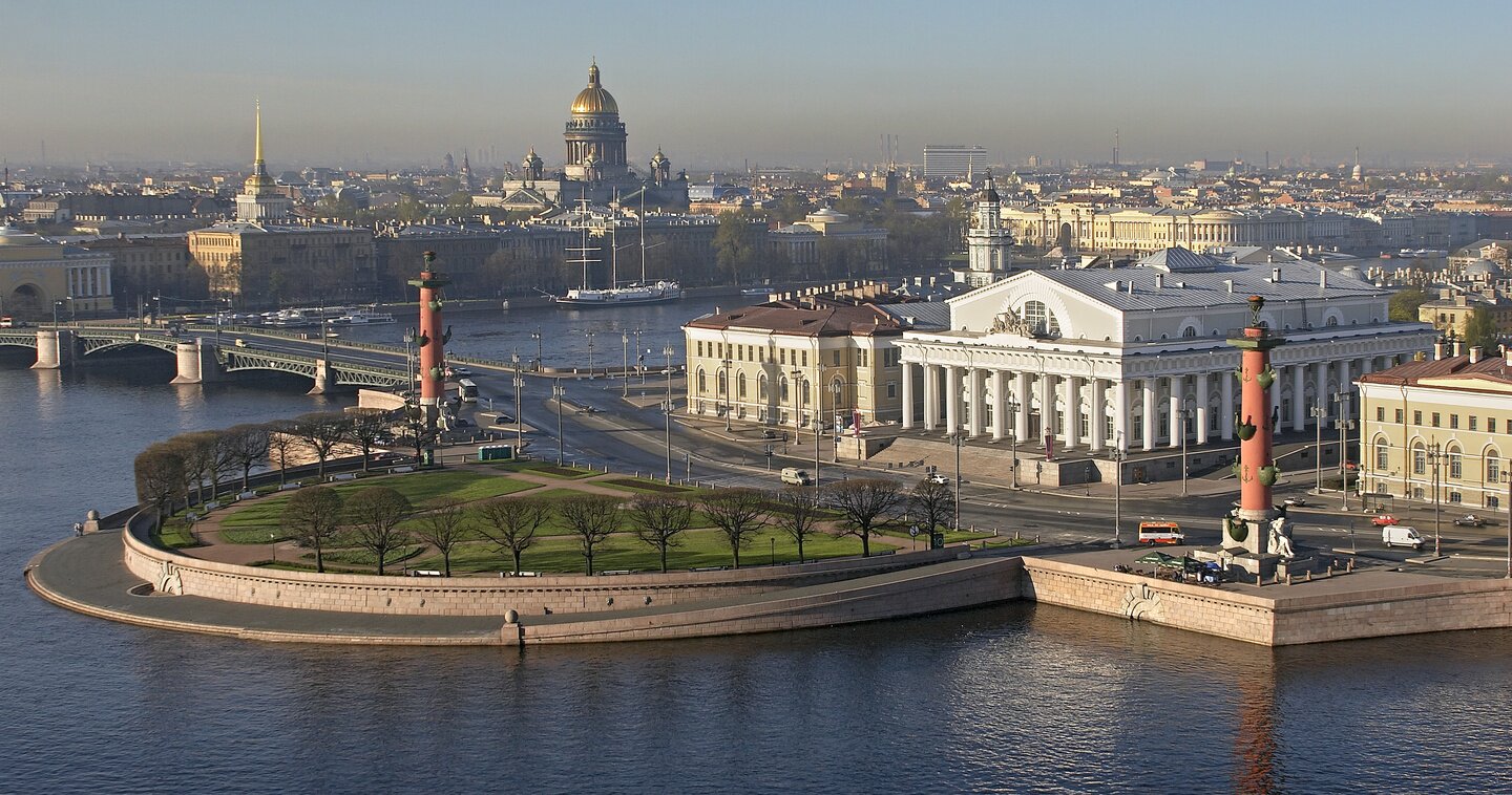 Стало известно, когда в Петербурге разрешат проводить массовые мероприятия